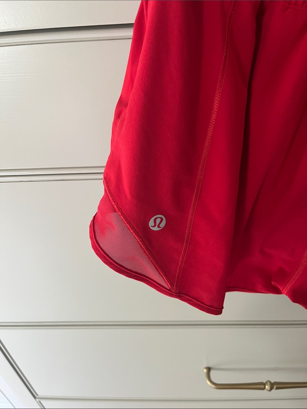 Lululemon Hotty Hot Short *High-Rise 2.5" Dark Red - Picture 6 of 7